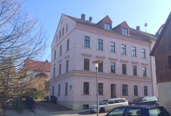 Modernisierte 4-Raum-Wohnung mit hübscher Terrasse in ruhiger Citylage