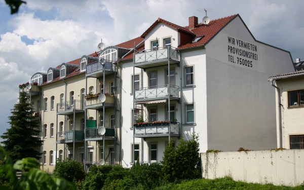 Zentral gelegen! 3-Raum-Wohnung mit Balkon im Theaterstraßenviertel
