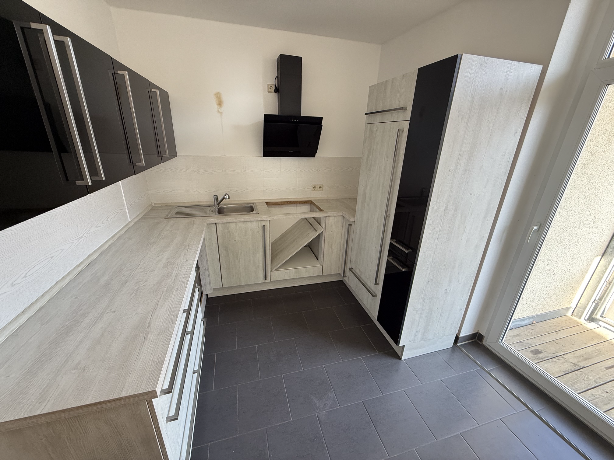 Perfekt für Paare! Große 2-Raum-Wohnung mit Balkon zentrumsnah zu vermieten