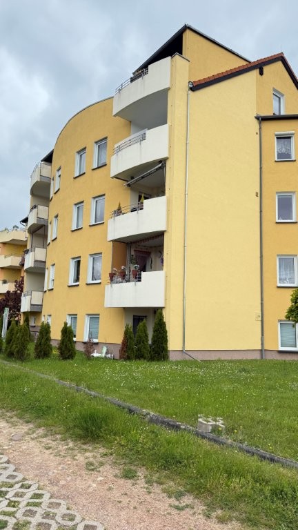 Eigentumswohnung zu verkaufen! Gepflegte 3-Raum-Wohnung mit besonderem Grundriss