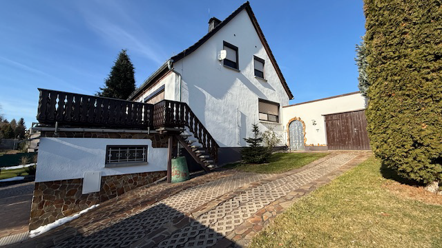 Viel Platz in ländlicher Idylle - Familienfreundliches  Einfamilienhaus mit gepflegtem Grundstück